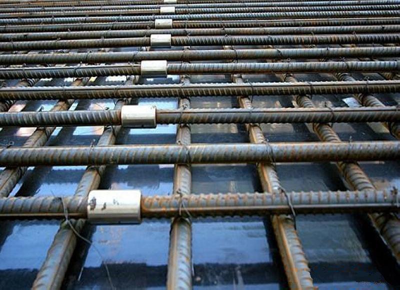 内蒙古为什么建楼房时，要在钢筋上加一排小圆环？原来作用这么大